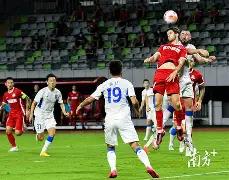 年五一职工,篮球赛进行,过半,易倍体育平台,易倍体育官方网站,易倍体育登录入口,易倍体育app下载