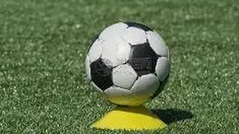 11连胜巅峰对决！阿科多激战拉斯永恒，沙特联焦点战一触即发！